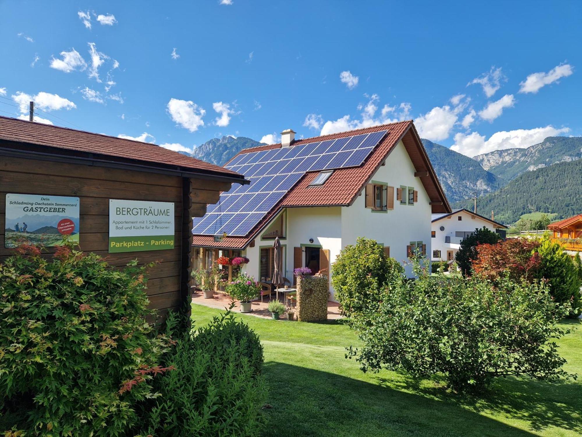 Appartement Bergtraeume Haus im Ennstal Exterior photo